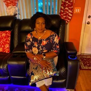 Meet your Posher, Annie